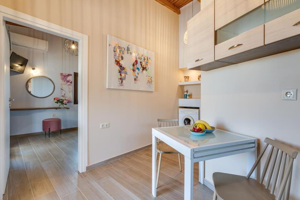 Semesterbostad Rena's Rustic Retreat Chania (Crete)